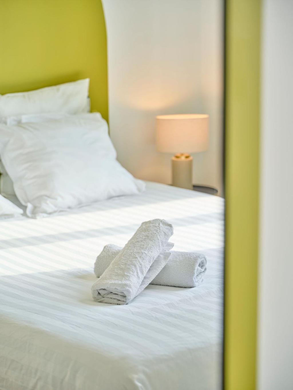 Les Chambres De Troyes - Parking Free Fibre Netflix Bagian luar foto
