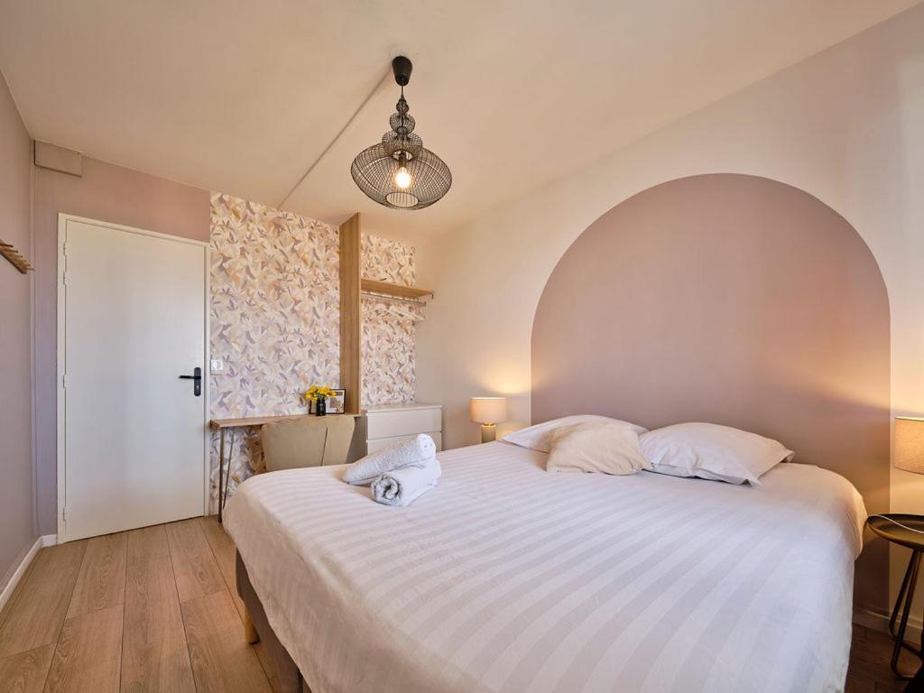 Les Chambres De Troyes - Parking Free Fibre Netflix Bagian luar foto