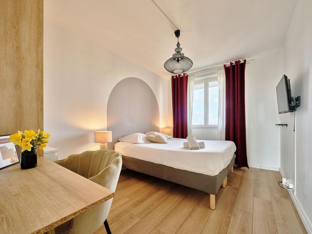 Les Chambres De Troyes - Parking Free Fibre Netflix Bagian luar foto